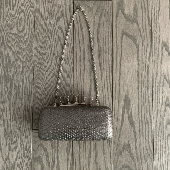 Beautiful Clutch Expressions NYC💕 - Picture 3 of 5